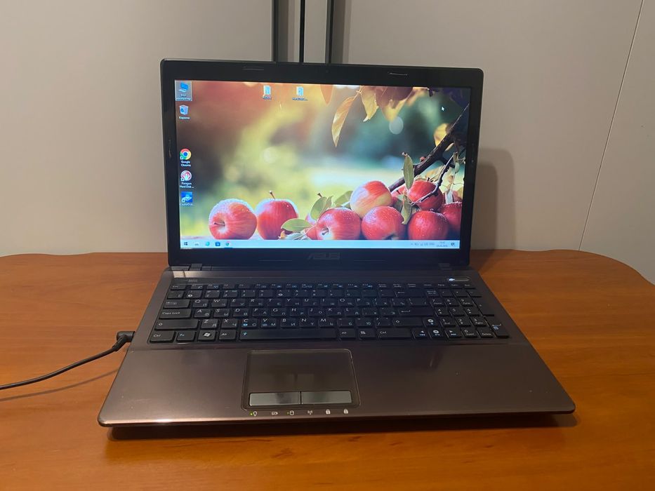 Asus intel core i7/Nvidia GeForce/OZU 8GB/SSD 128GB