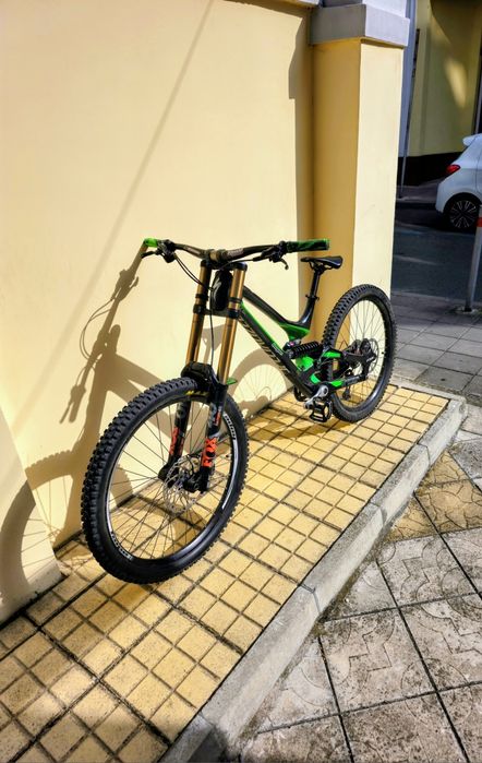 Specilazed demo 8 carbon 2019