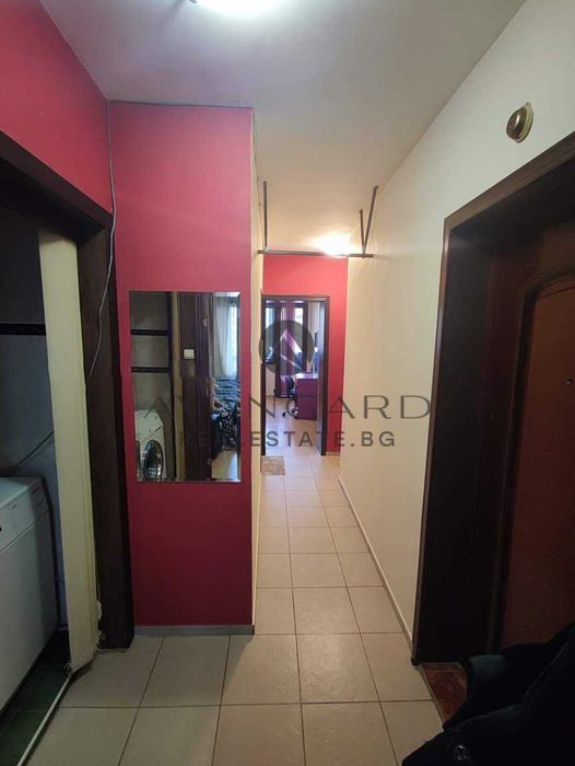 Продава се Четиристаен апартамент в Пловдив, Център - 102 кв.м за 2922 €/кв.м - Снимка #11