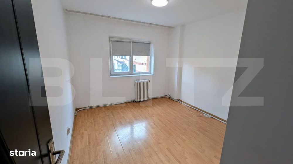 Apartament 3 camere, 67 mp, zona Cetate