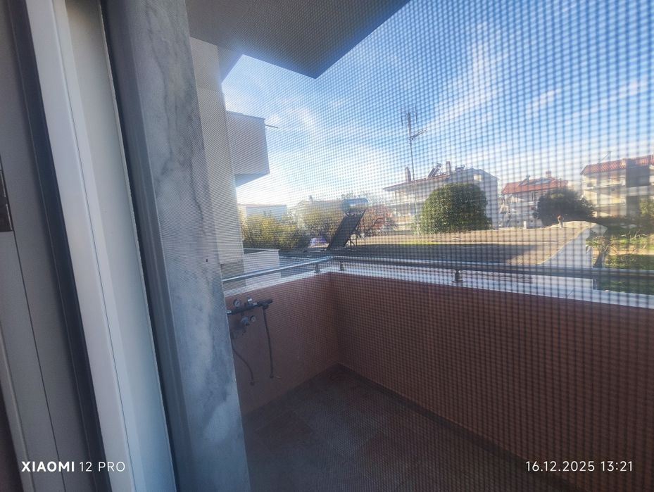 ПРОДАВА Апартамент на първи етаж ,над партер, в Паралия Офринио