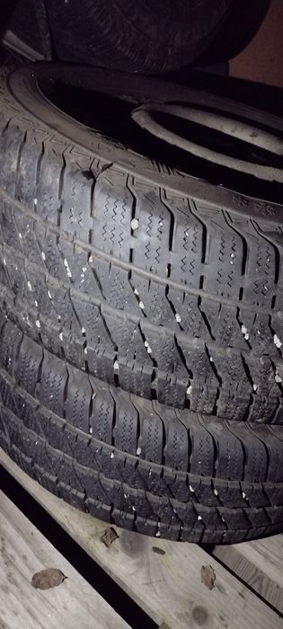 225/70/R15C Continental/Viking