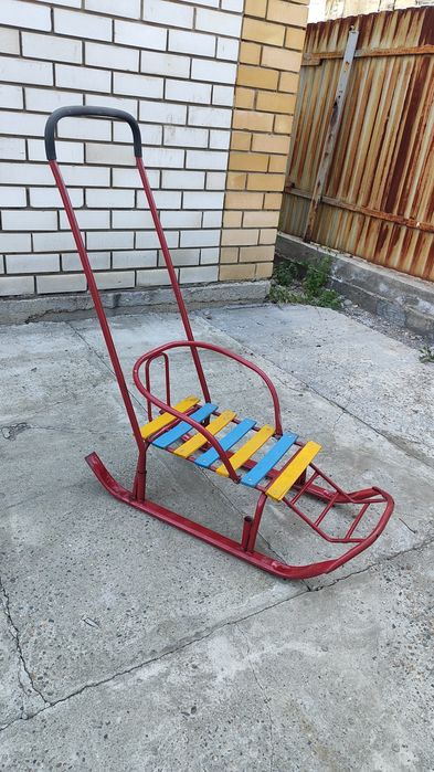 Санки зимние детские.
