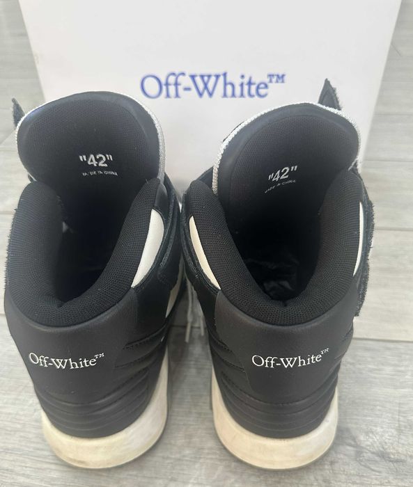 Off-White Out Of Office Mid Top Lea White/Black masura 42