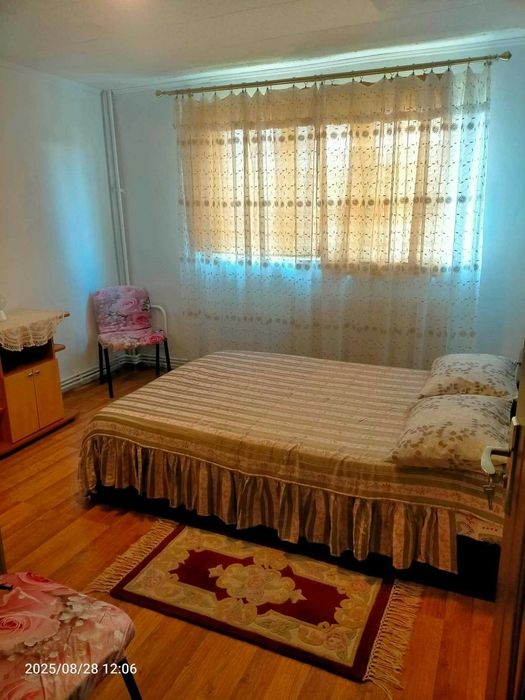 Apartament 2 cam dec de inchiriat