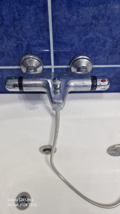 Cada cu hidromasaj si baterie