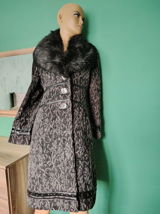Зимно палто размер L