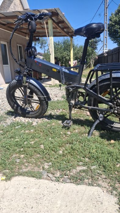 Se vinde  bicicleta electrica