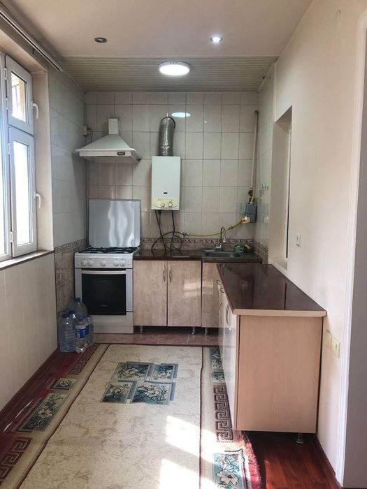 Сдаю 2-х комнатную квартиру переделанную в 3-х