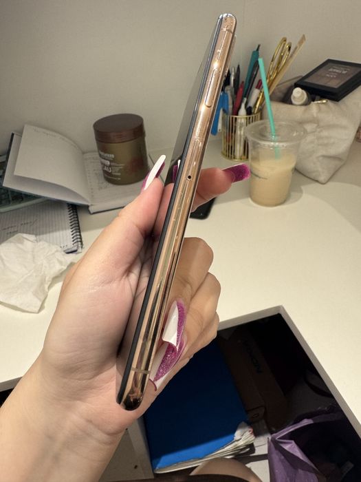 Iphone XS max 128 гб