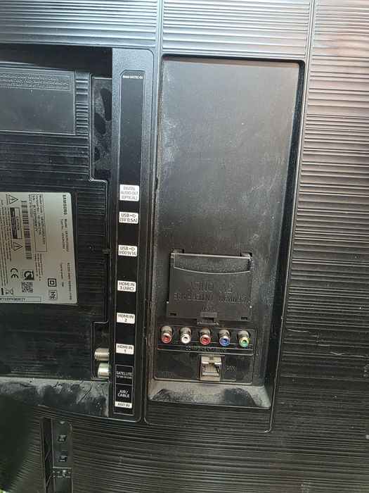 Vand tv Samsung Smart 110 cm