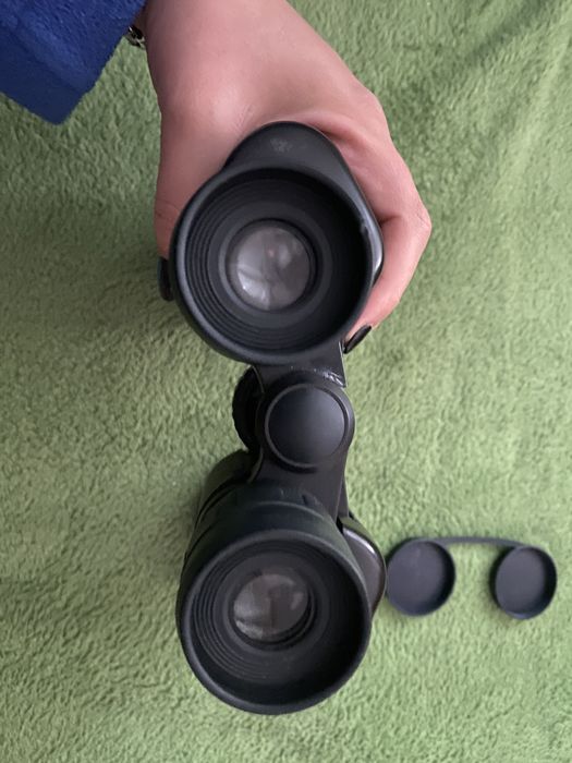 Професионален бинокъл с чанта