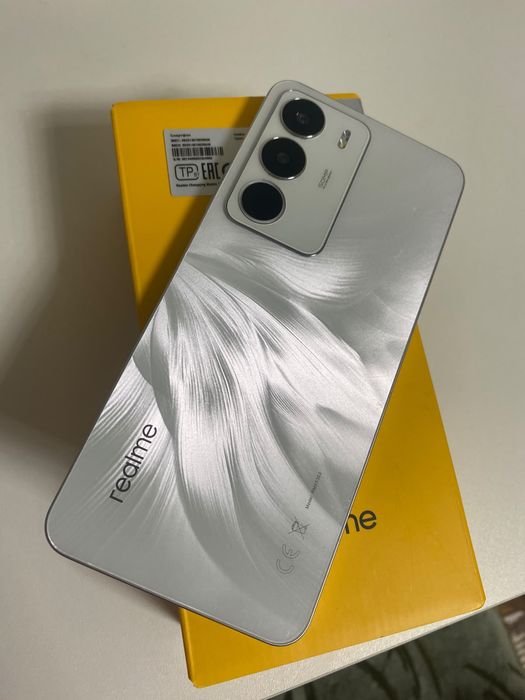 Мобильный телефон Realme c71
