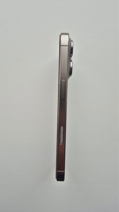 Iphone 16 Pro продам