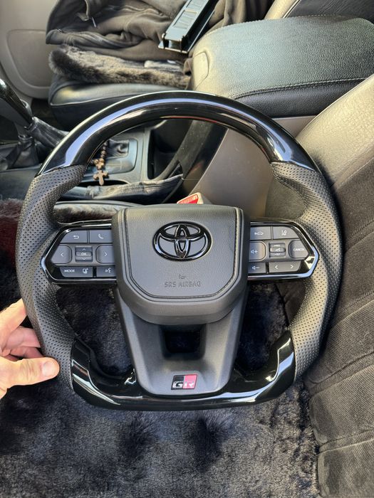 Решетка радиатора Toyota Prado 150