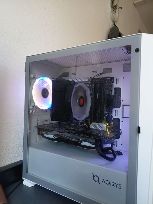 Se vinde setup pc