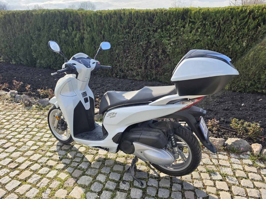Honda SH 300i keyless