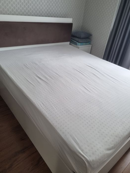 Кровать двухспальная