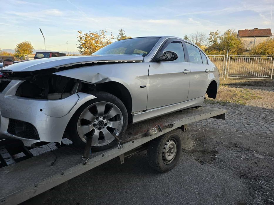 BMW E90 330i 258hp НА части