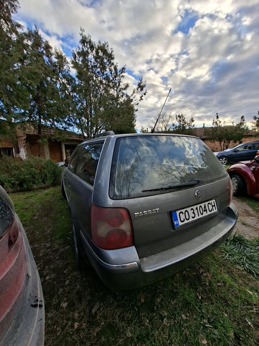 Продавам тези коли(на снимките)