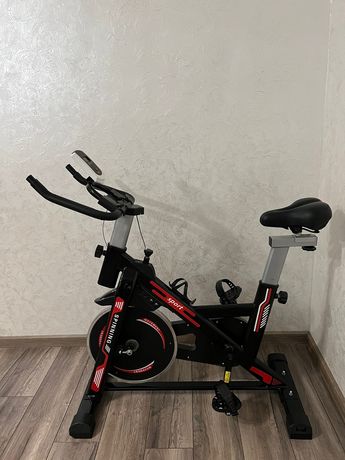 Спинбайк Ultra Gym UG b005