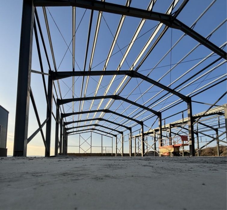 Structura metalica 15x25 din profil ipe 240 ferme si hea200