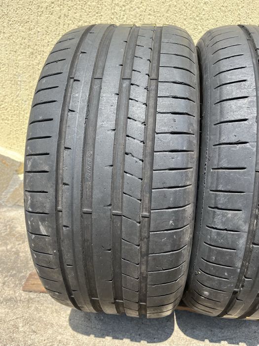 2 бр. летни гуми 245/40/18 Dunlop DOT 1622 4 mm