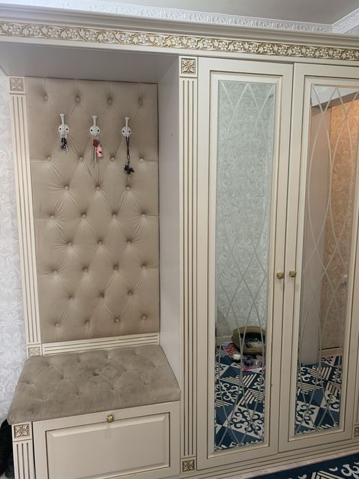 Продается прихожка