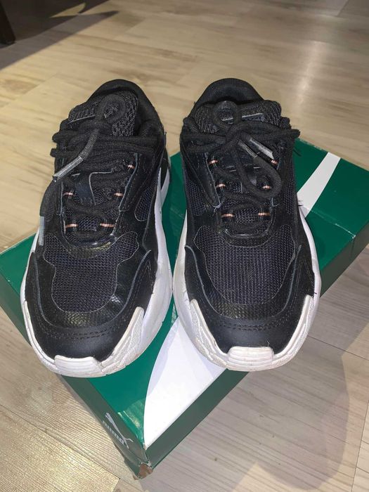 Маратонки PUMA - номер 35.5