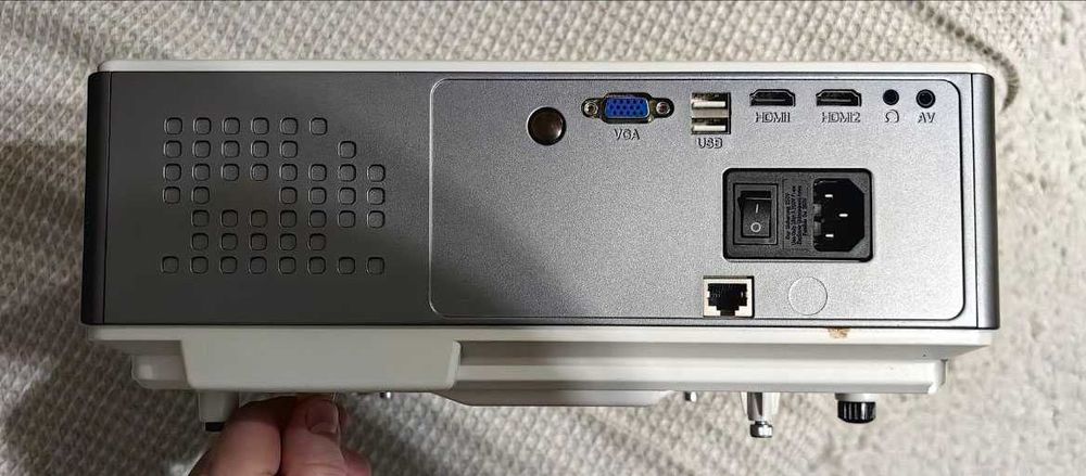 Проектор на запчасти Thundeal