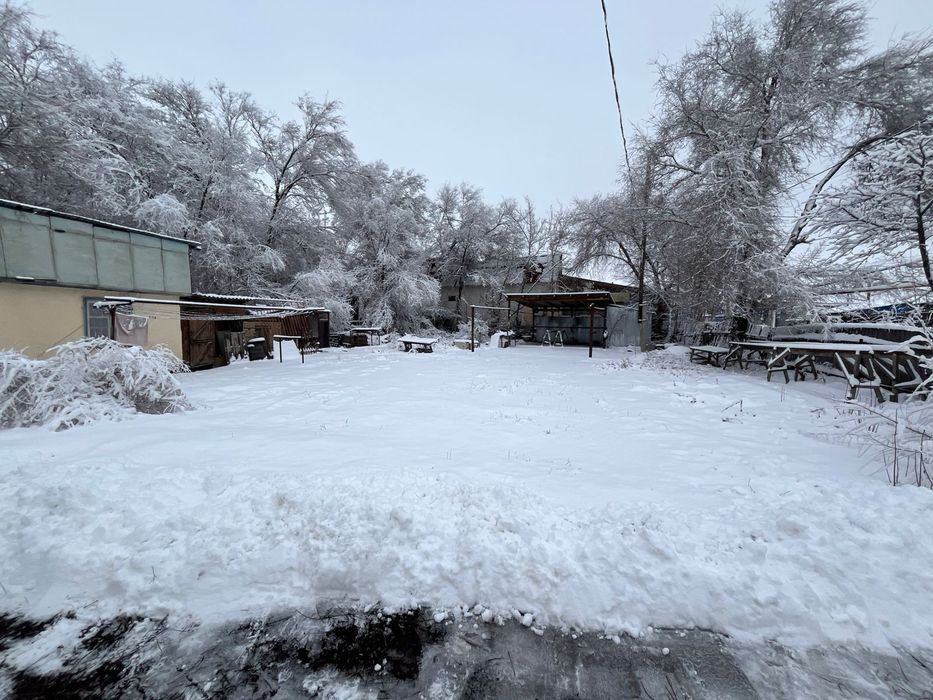 Продам дом с большим участком