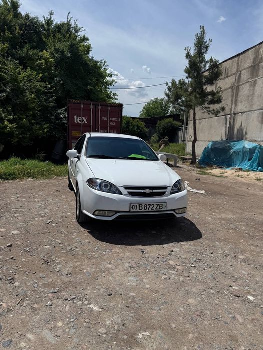 Lacetti  gentra 2017 prastoy  gazda yurmagan probeg 135 000km