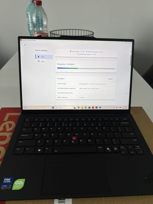 Lenovo ThinkPad X1 Carbon Gen 13 - Intel Core Ultra 7 255U - 1TB/32GB