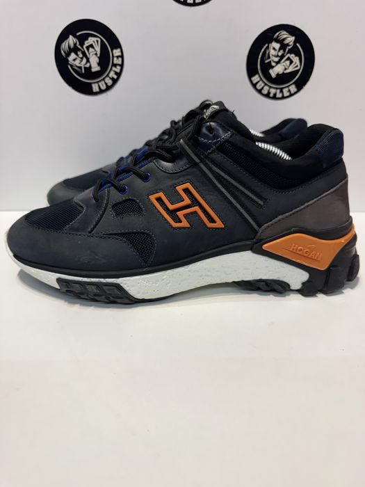 Сникърси HOGAN . Размер 42