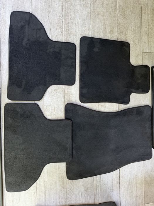 Set 4 presuri / covorase textile  BMW X5 F15 originale