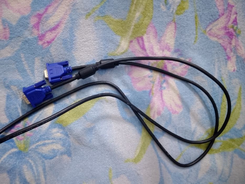 продаю vga кабель