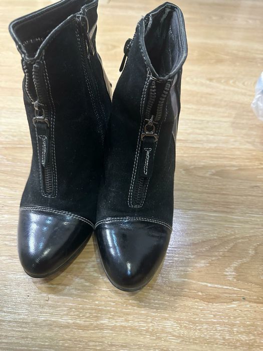 Продам боты и туфли