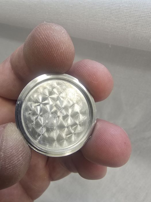 Продам часы производсва швейцария