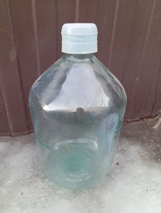 Бутыль на 10 литров. Тобыл