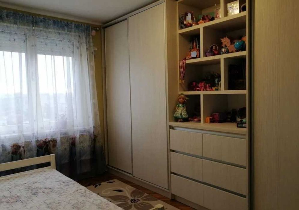 Дава се под наем Тристаен апартамент в Пловдив, Център - 77 кв.м за 193.8 € - Снимка #2