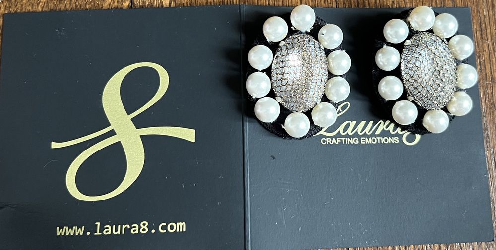 Teasing Monica stride Cercei Laura8 cu perle eleganti Bucuresti Sectorul 3 • OLX.ro