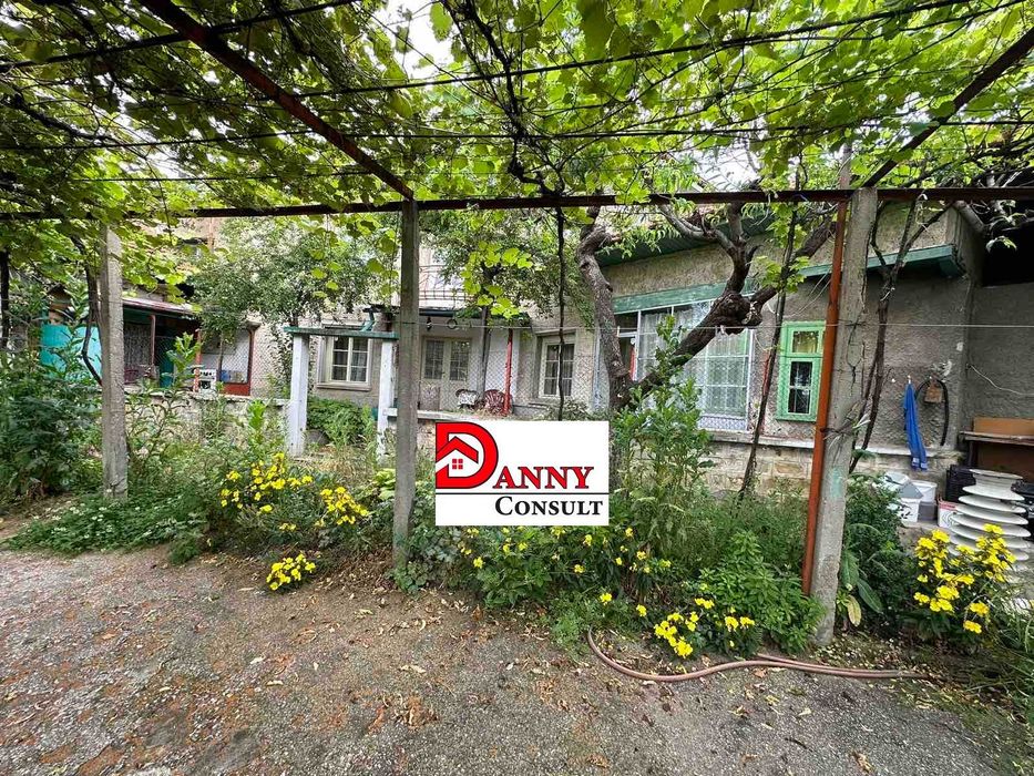 Продава се Къща в Велико Търново, Акация - 150 кв.м за 650 €/кв.м - Снимка #1