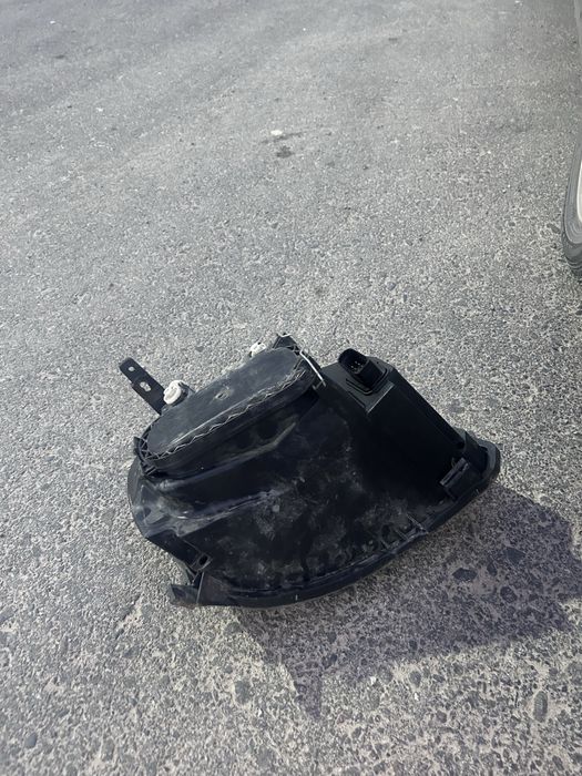 Продам левую фару приоры 2