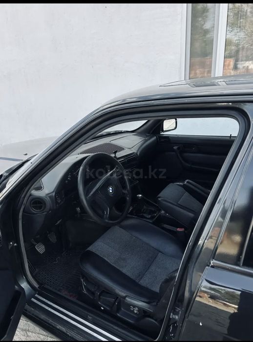 Продаю BMW E34 525