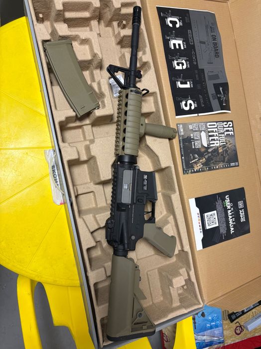 Продавам Еърсофт Airsoft реплика Specna Arms SA-CO3-ETU Half-Tan