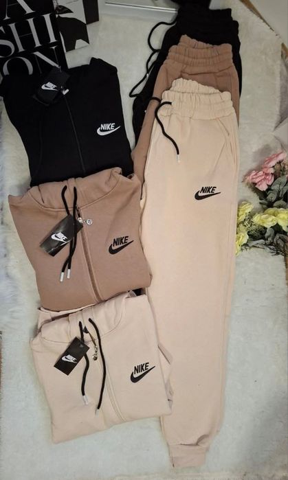 Ватиран дамски екип Л размер