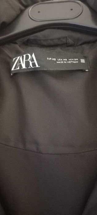 Vesta puffer Zara Neagra mas XS/ S