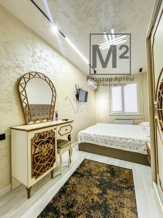 2/2/5 Максим Горький - Остановка Художников - МВС