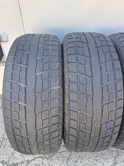Продам комплект шин 265/65/R17