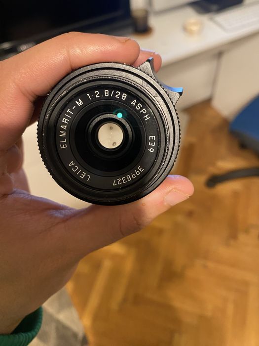 Leica Elmarit M 28mm lens